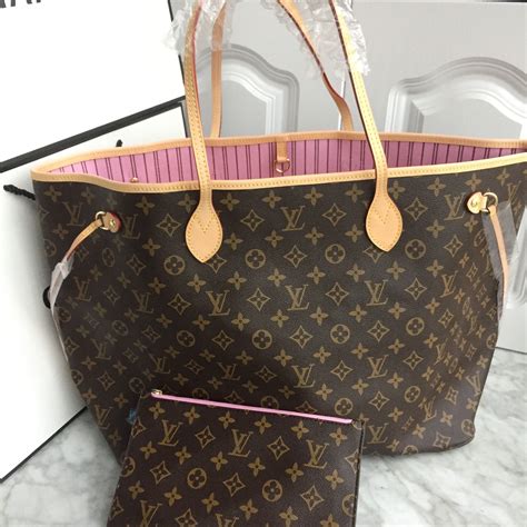 who sales louis vuitton purses|More.